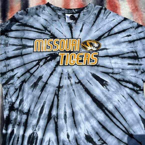 Missouri Tigers Tie Dye Crewneck T shirt Men Size 2XL - Picture 2 of 3